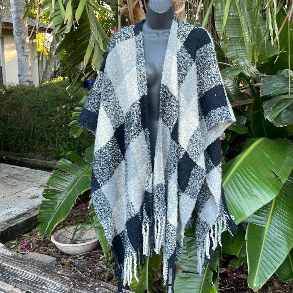 Woolrich large plaid friend shawl